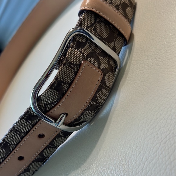 Beige Coach Belt Size Large Like New - Picture 6 of 6
